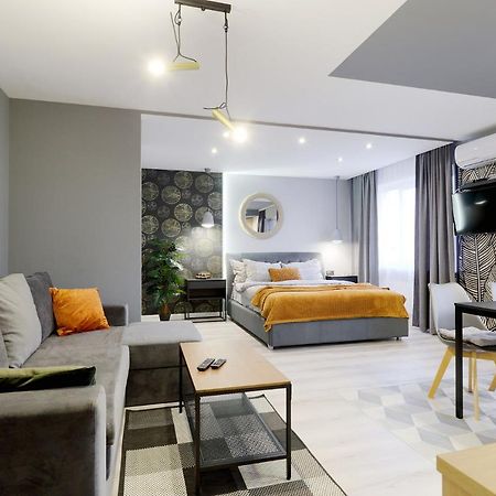 New Apart Lesi Ukrainky Blvd And Olimpiyska And Kreshchatyk And Manhattan City With Parking Kiev Eksteriør billede