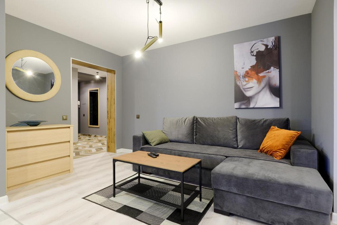 New Apart Lesi Ukrainky Blvd And Olimpiyska And Kreshchatyk And Manhattan City With Parking Kiev Eksteriør billede